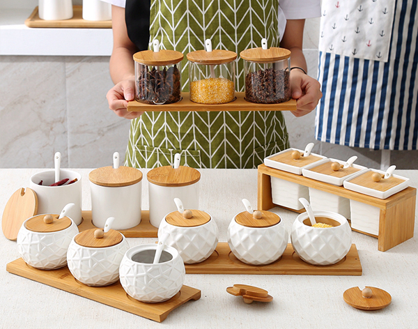 Bagaimanakah harga tusuk gigi buluh dibandingkan dengan plastik?